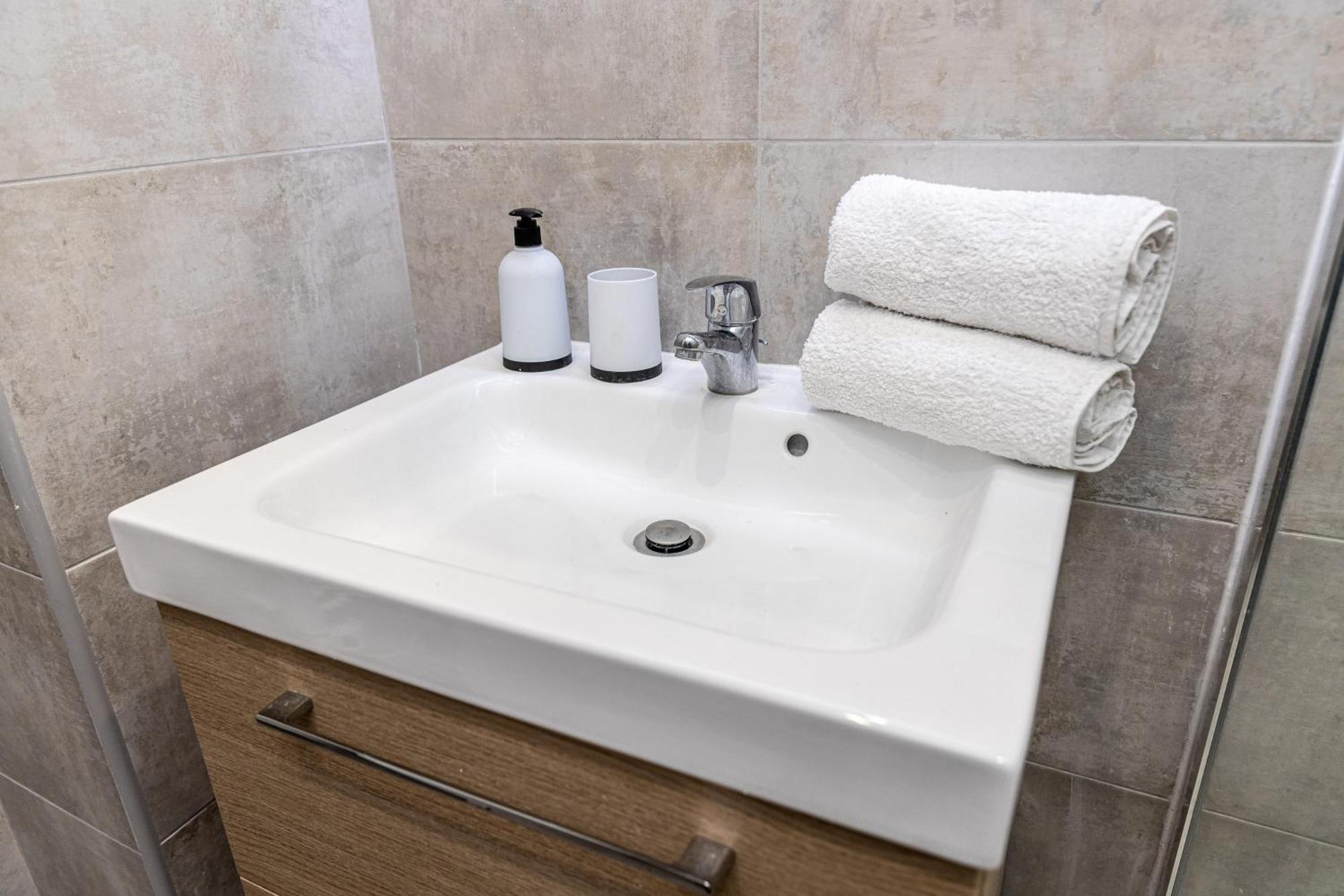 Oasis Urbaine For 8 Near To Paris Apartment Villejuif Ngoại thất bức ảnh